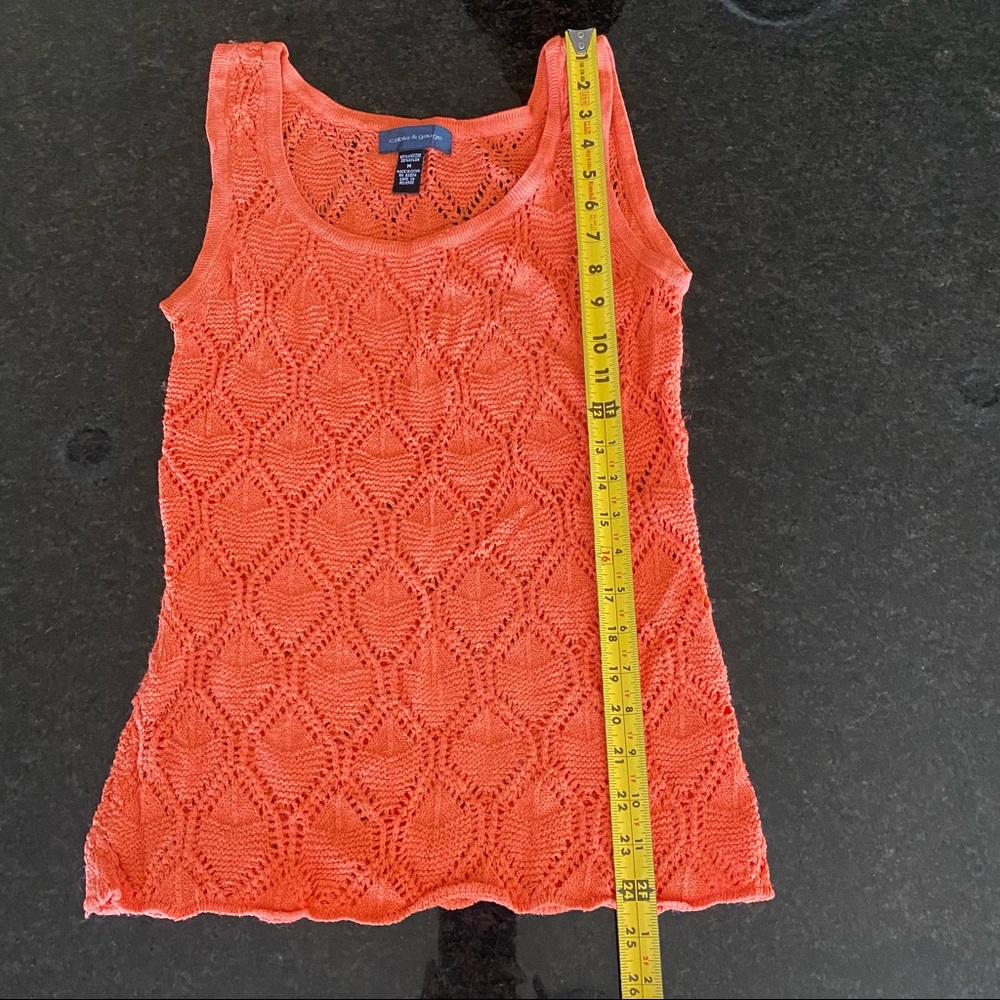 Cable & Gauge Sleeveless Top Like New - Picture 6 of 7